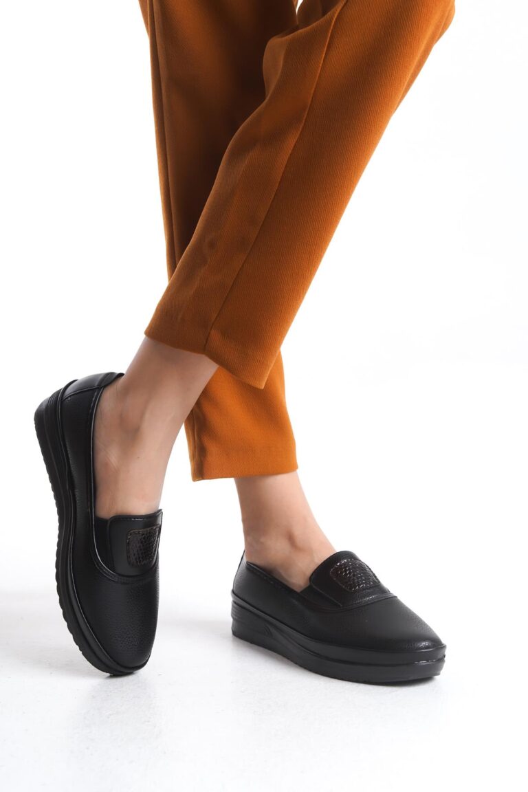 Kadın Yanı Lastik Detaylı Slip-On Günlük Ayakkabı Tam kalıp Esnek Taban Günlük Ayakkabı - Görsel 2