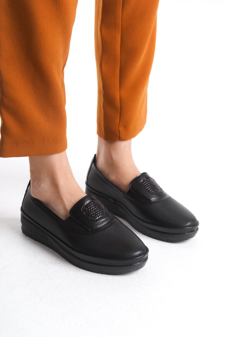 Kadın Yanı Lastik Detaylı Slip-On Günlük Ayakkabı Tam kalıp Esnek Taban Günlük Ayakkabı - Görsel 3